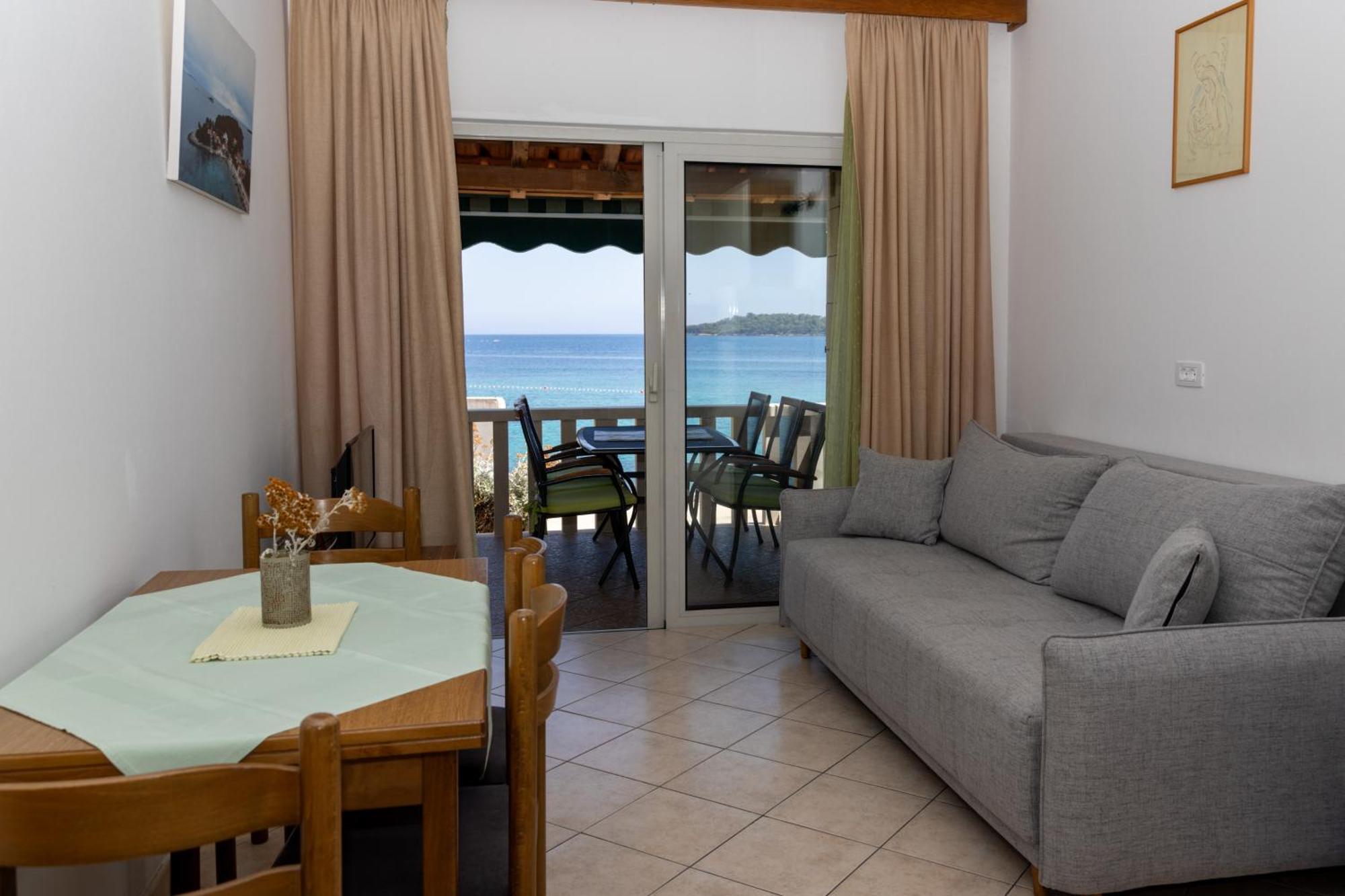 Zal Beach Apartments Prizba Exterior foto